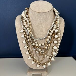 STELLA AND DOT - White Sutton necklace